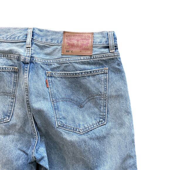 Levi's 505 C Light Wash Whiskered High Waist Distressed Skinny Jeans Size 32 - Picture 5 of 5